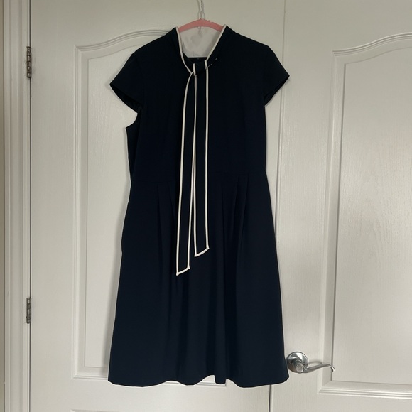 JCrew navy dress with cap sleeves and pockets - Picture 2 of 4